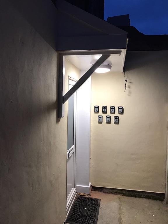 Casa Fresa Franks Serviced Accommodation 利物浦 外观 照片