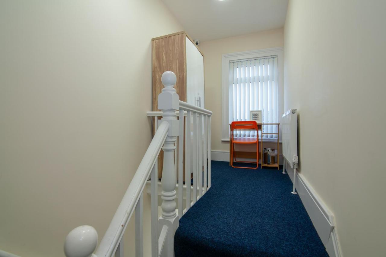 Casa Fresa Franks Serviced Accommodation 利物浦 外观 照片
