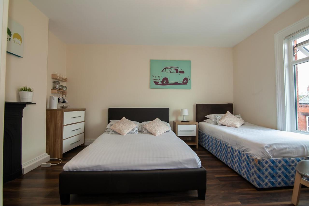 Casa Fresa Franks Serviced Accommodation 利物浦 外观 照片
