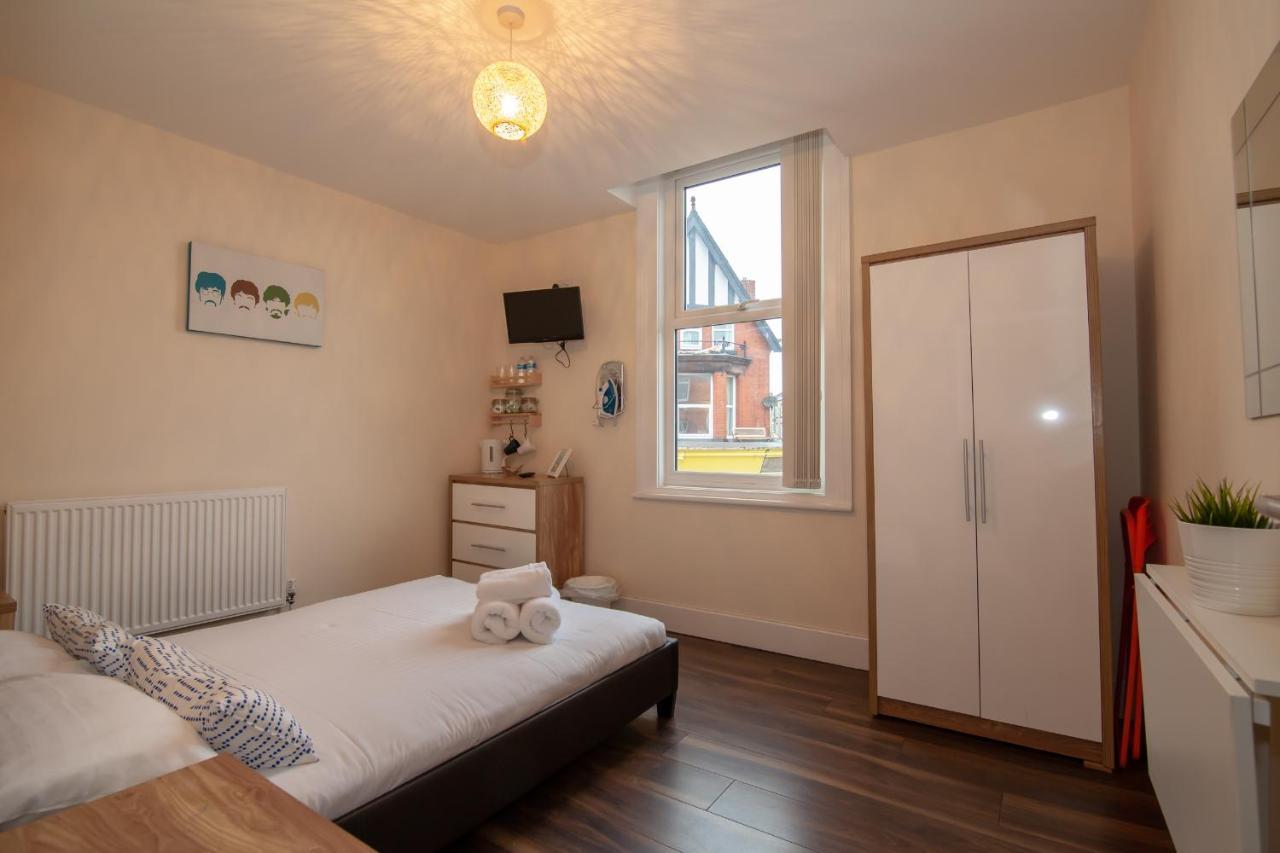 Casa Fresa Franks Serviced Accommodation 利物浦 外观 照片