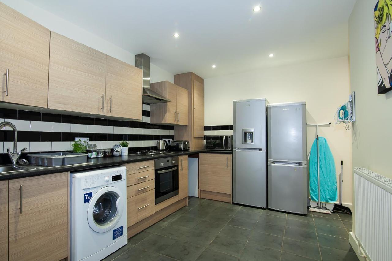 Casa Fresa Franks Serviced Accommodation 利物浦 外观 照片