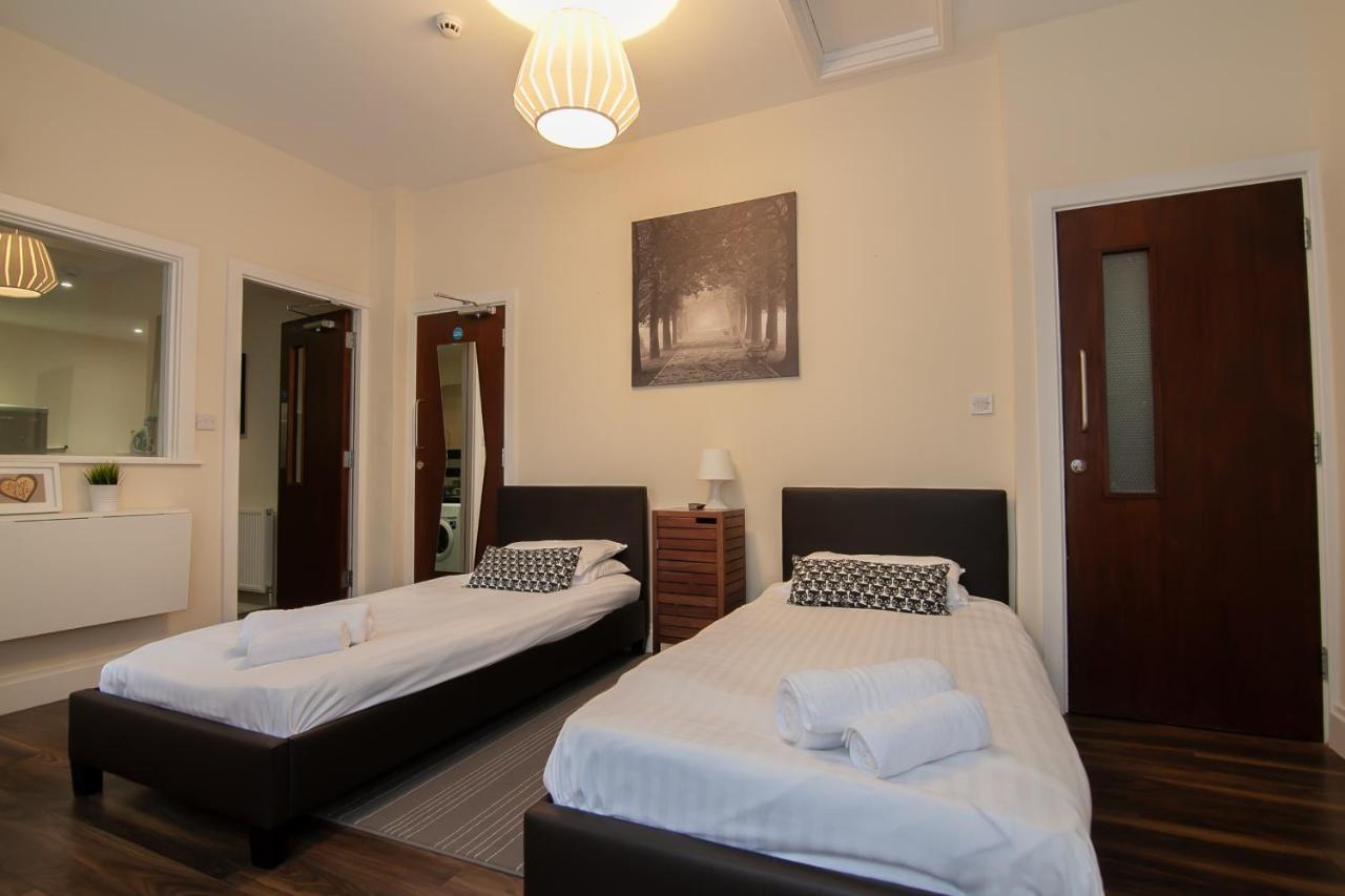Casa Fresa Franks Serviced Accommodation 利物浦 外观 照片